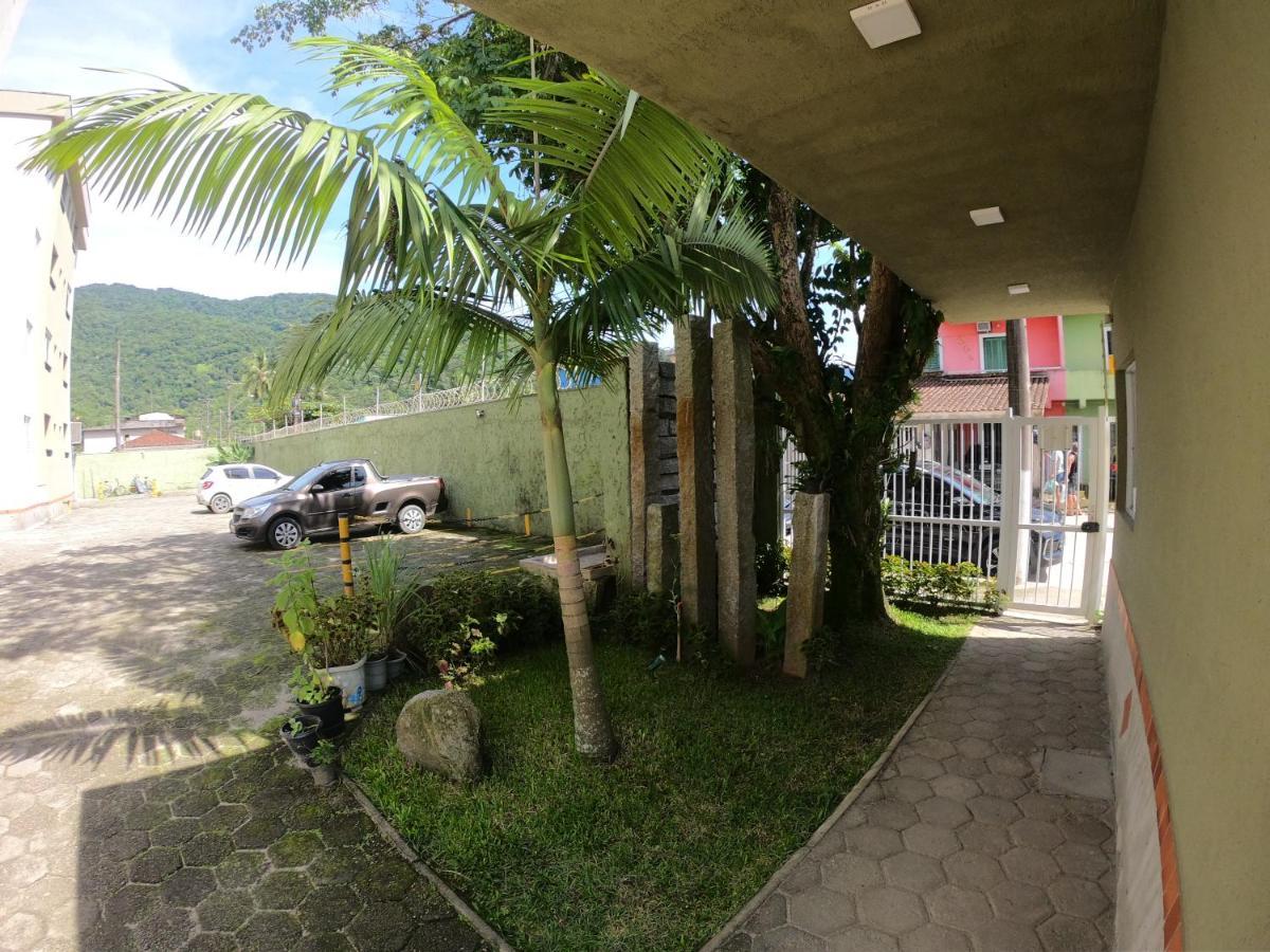 Apto Pertinho Da Praia - Lindo E Equipado! Internet 400Mb E 3 Tvs - Completo! Tv A Cabo Ubatuba Exterior foto